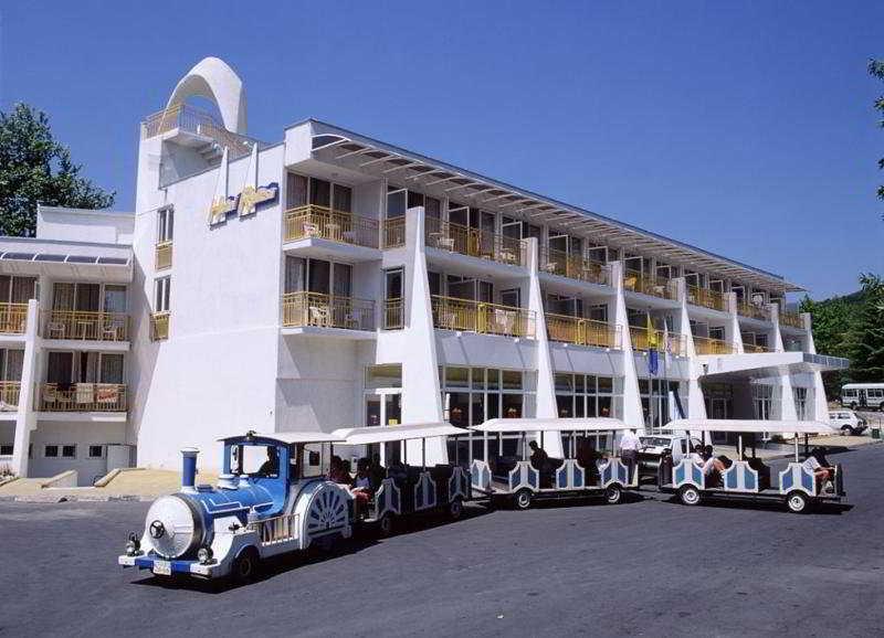 Hotel Ralitsa Aquaclub Albena Bagian luar foto