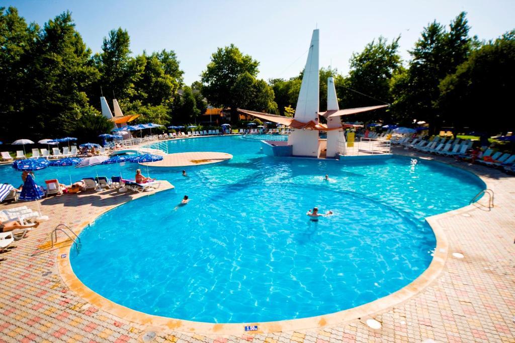 Hotel Ralitsa Aquaclub Albena Bagian luar foto